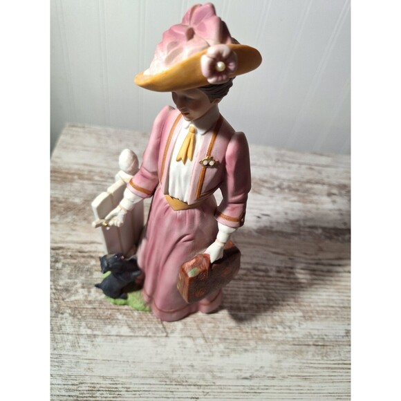 Vintage 1983 Avon Mrs Albee Presidents Club Award Porcelain Figurine Scottie Dog - Picture 9 of 11